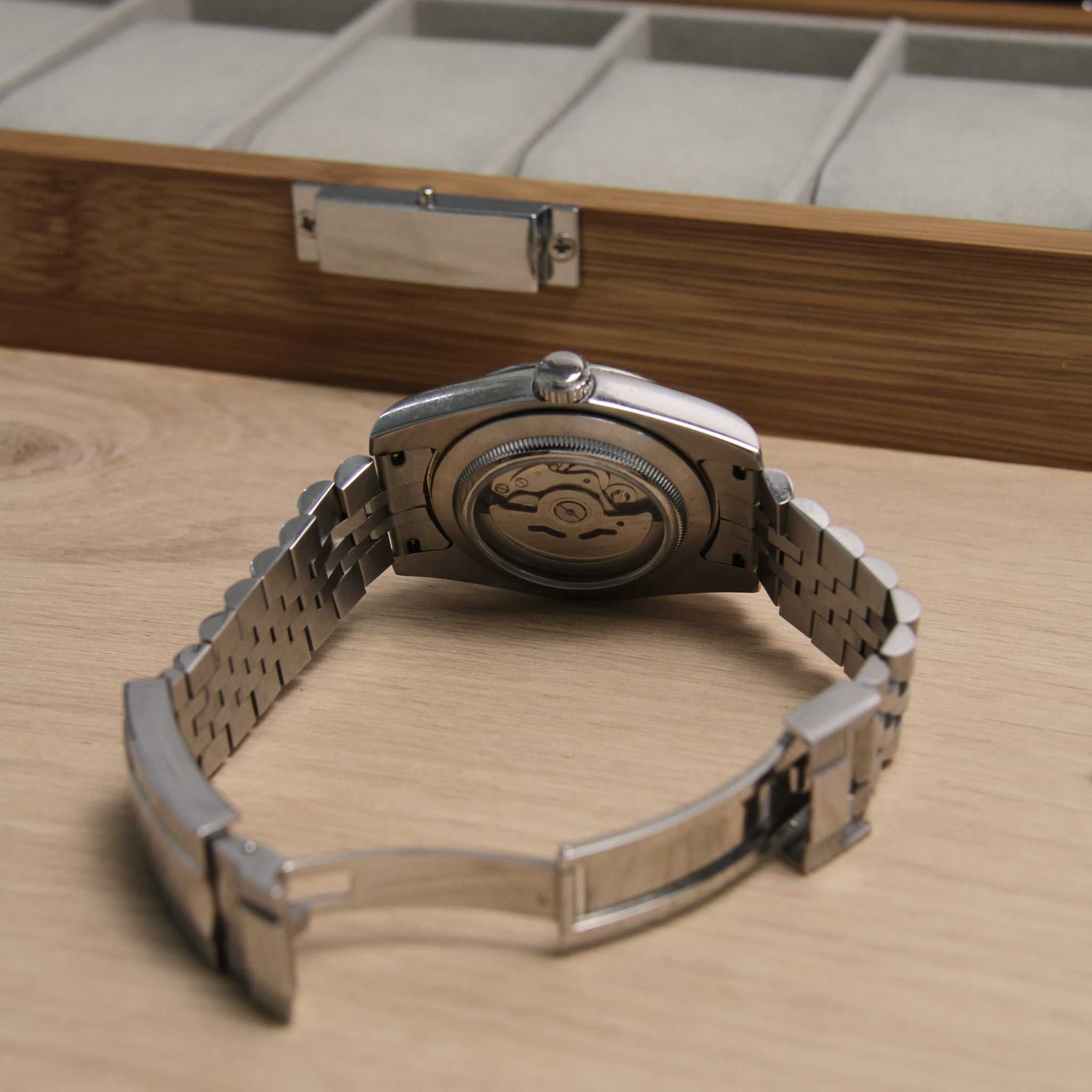 SEIKO MOD DATEJUST | ROMAN NUMERALS GREY