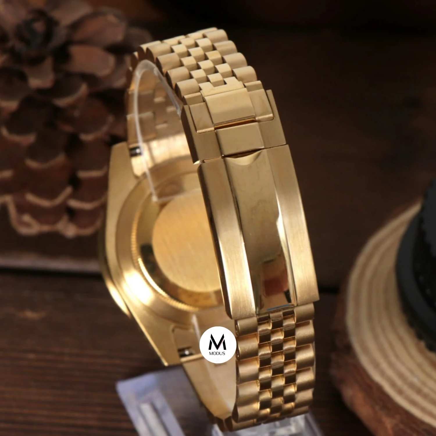 SEIKO MOD GMT | BRUCE WAYNE GOLD