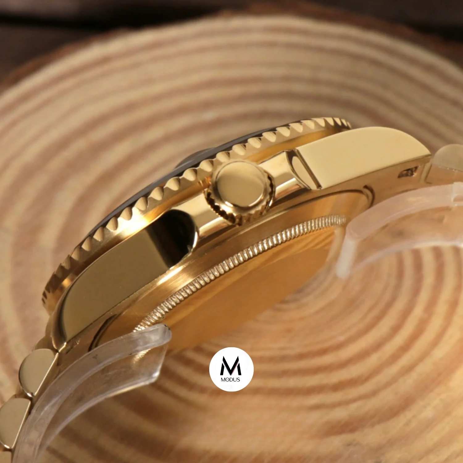 SEIKO MOD GMT | BRUCE WAYNE GOLD