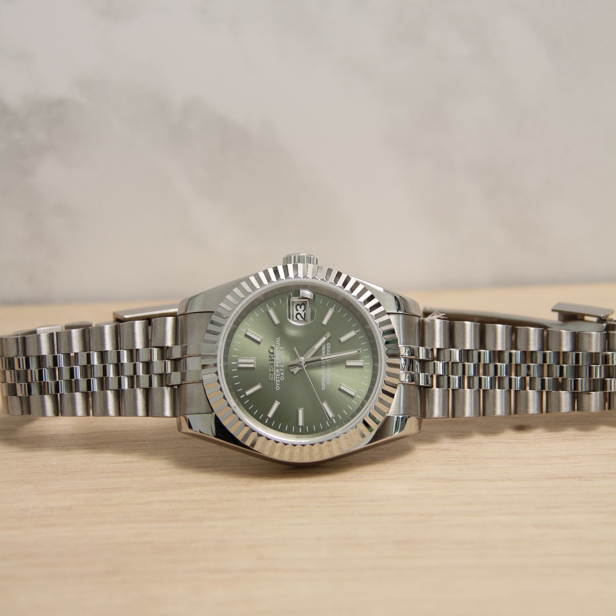 Montre Seiko Mod Datejust Kaki Arabic avec bracelet – mouvement automatique visible NH35